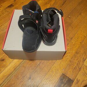 Air Jordan retro 8 Grade school